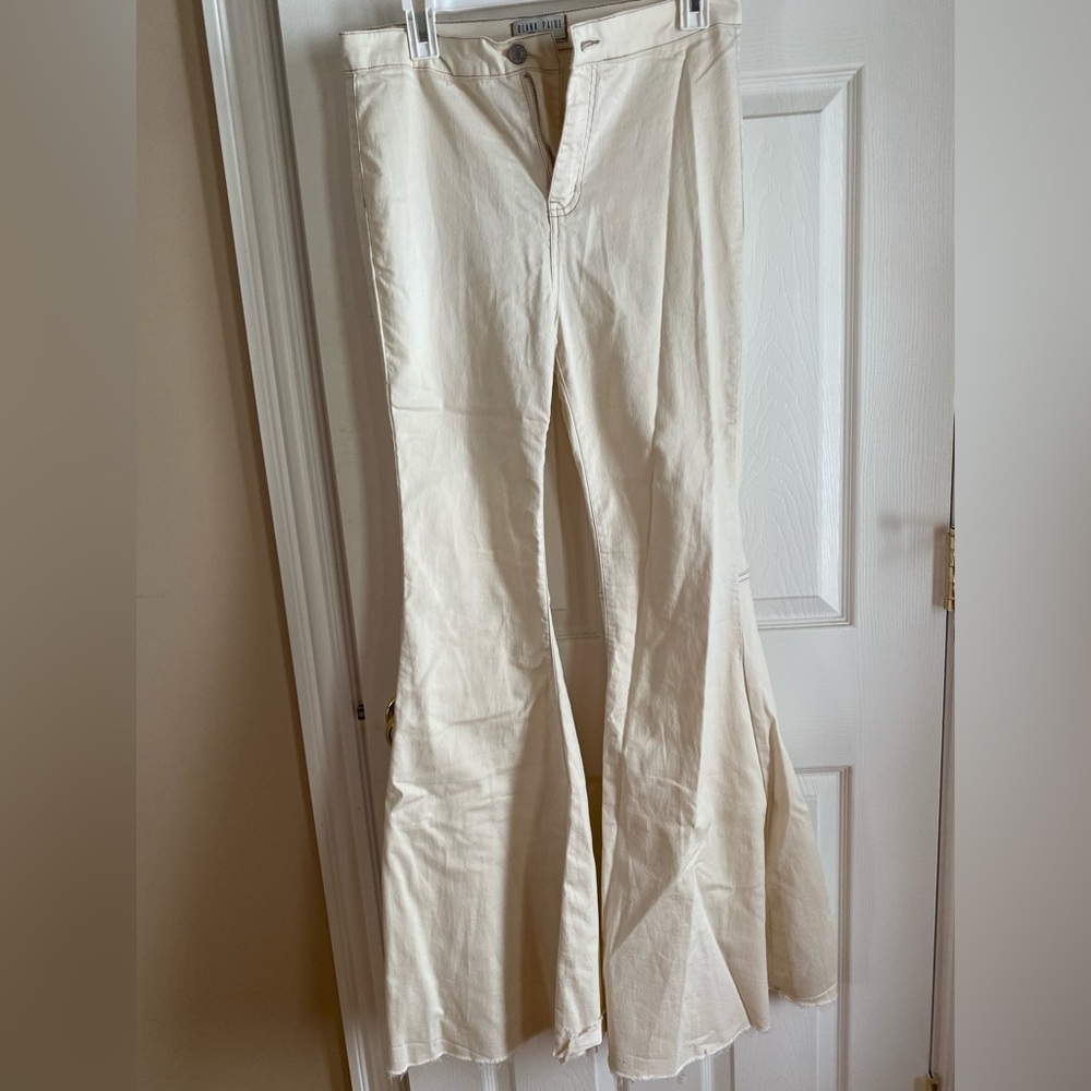 Bell bottom pants